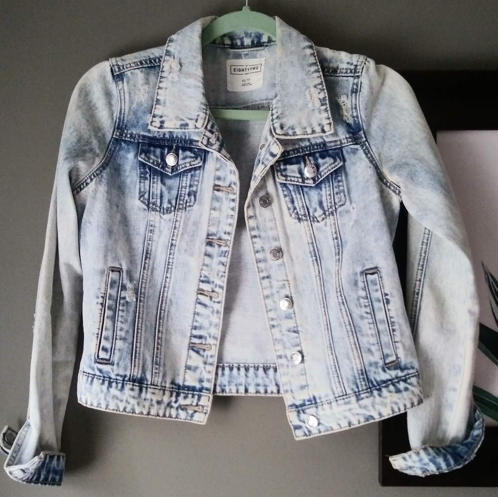 Semi-Cropped Denim Jacket